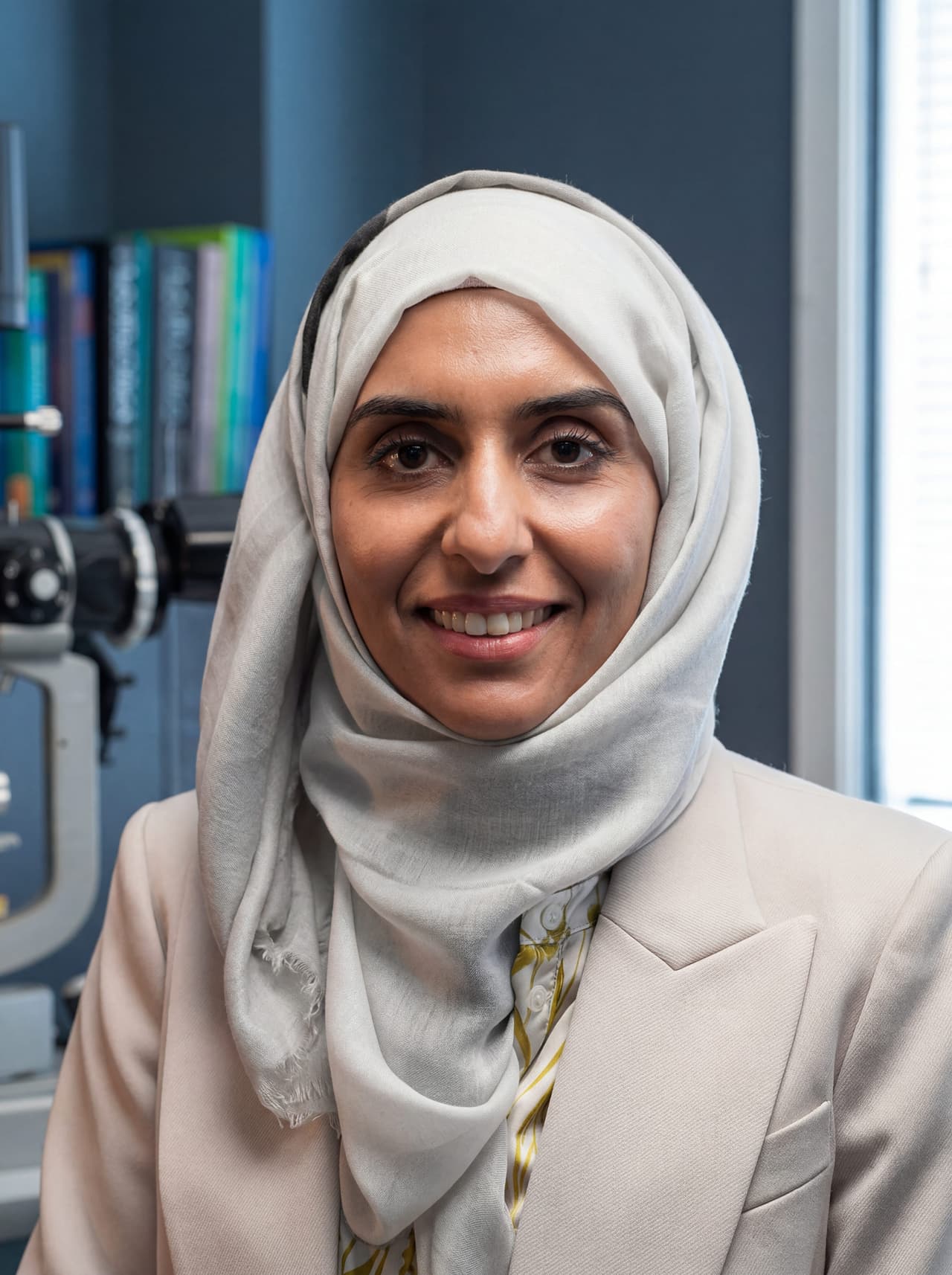 Mrs Farhat Butt — Consultant Ophthalmologist, Medical Retina & Uveitis