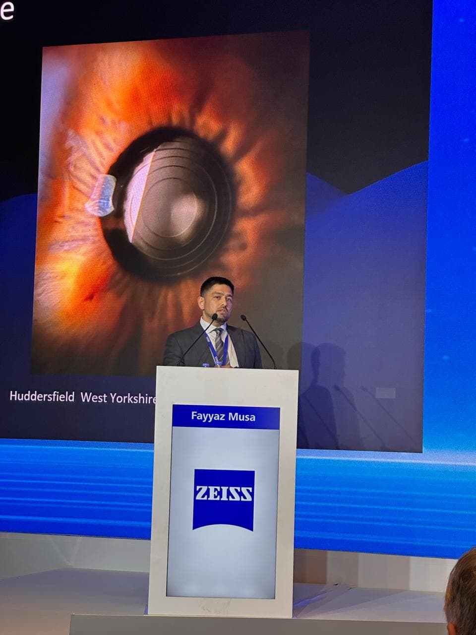 Dr Fayyaz Musa at an ophthalmology conference